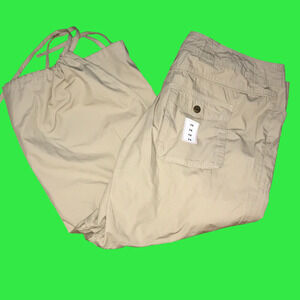 NWOT Bonprix khaki Capri pants 10